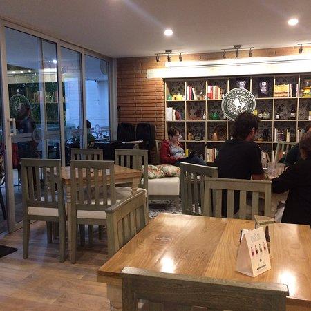 La Cabra Loca Cafe Cultural