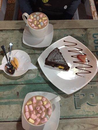Le Coco Store & Petit Fours