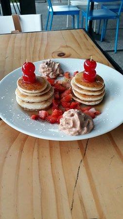 Quindus Café