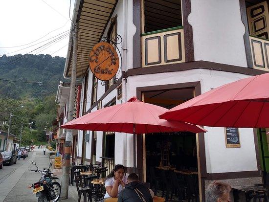 Dimonte Cafe